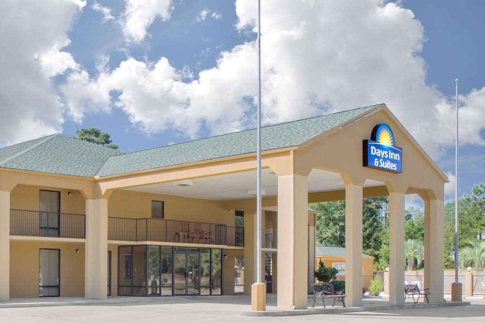 Days Inn by Wyndham Andalusia 1