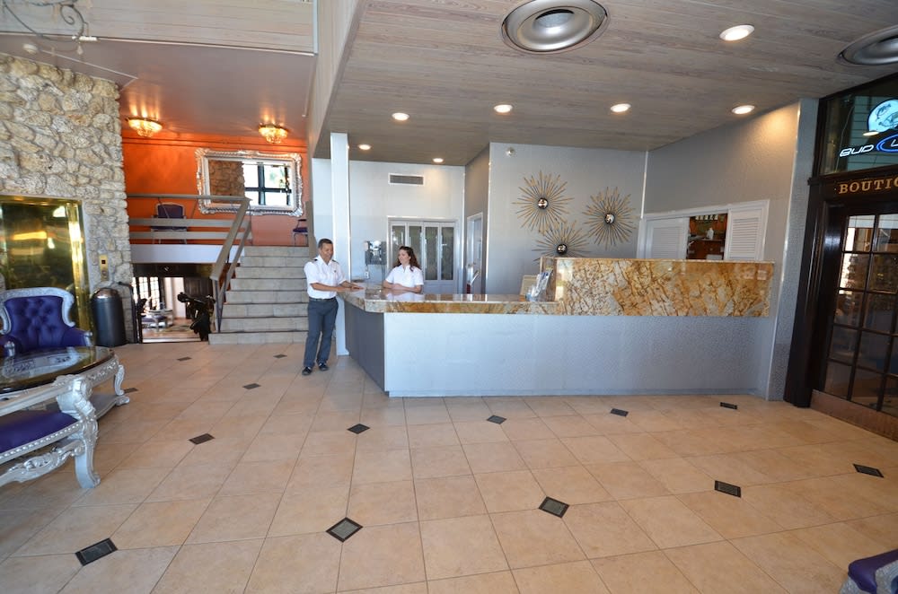 Sea Club Ocean Resort 2