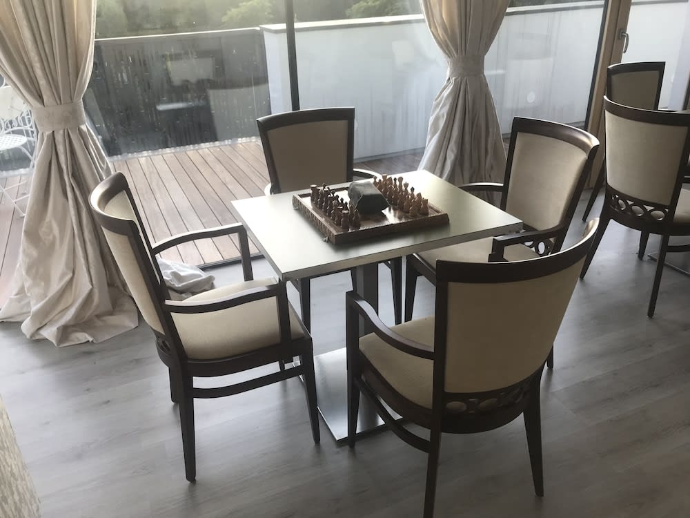 Deluxe TIVOLI Suites 3