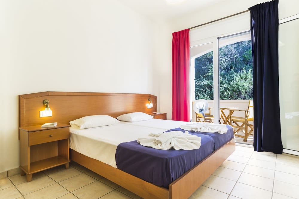 Artemis Apartments 5