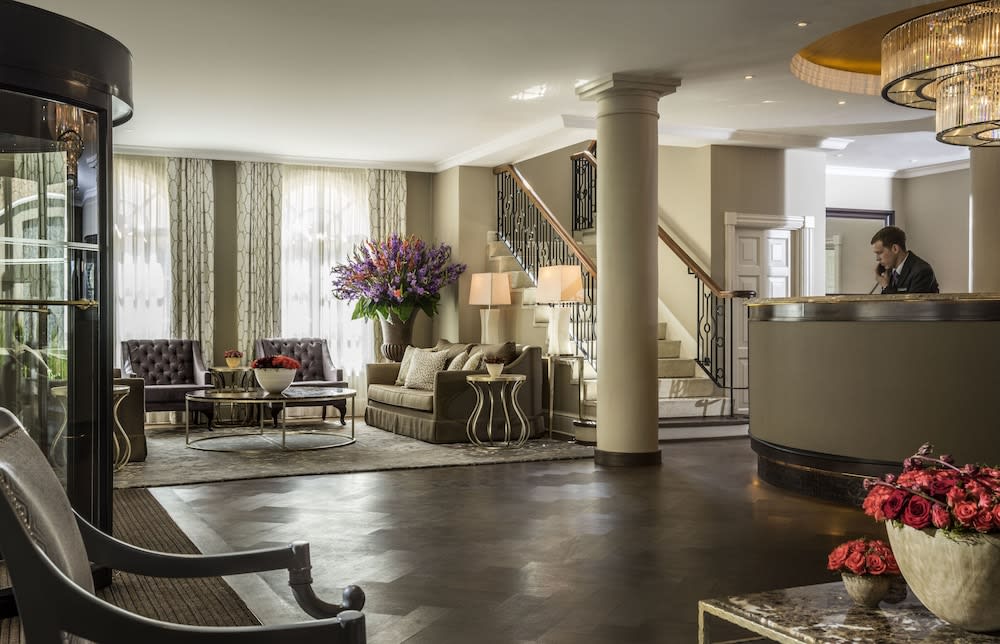 Four Seasons Hotel The Westcliff 2