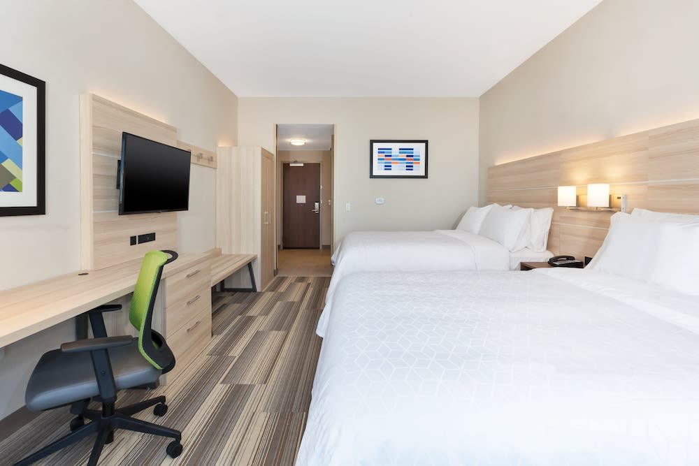 Holiday Inn Express & Suites Grand Rapids Airport - South by IHG 5
