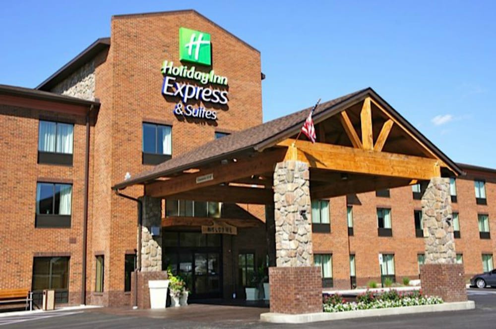 Holiday Inn Express & Suites DONEGAL by IHG 1