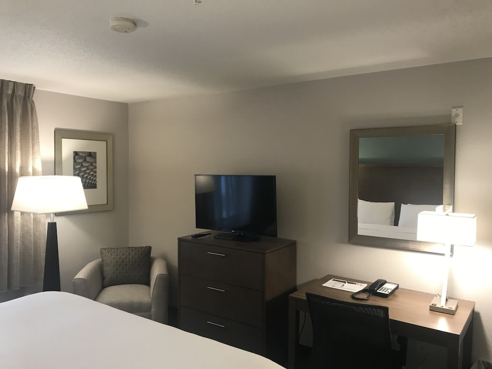 Staybridge Suites Columbia by IHG 4