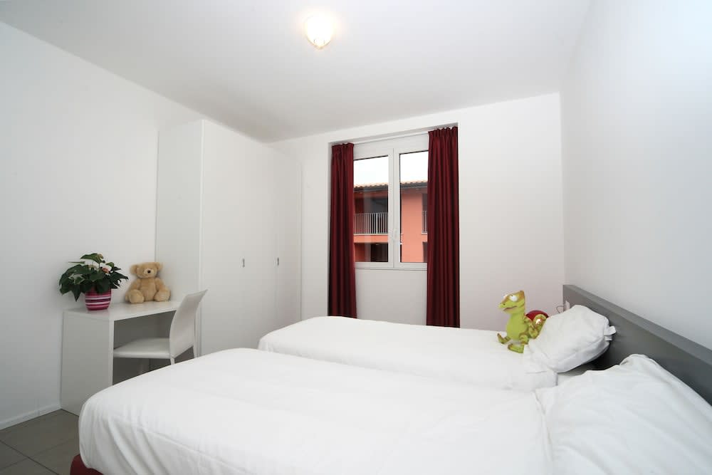 Golfo Gabella Lake Apartments 5