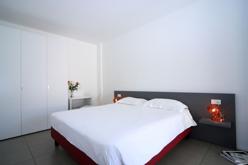 Golfo Gabella Lake Apartments 4