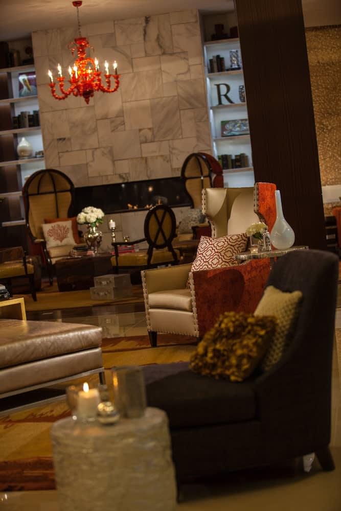 Renaissance Baton Rouge Hotel 4