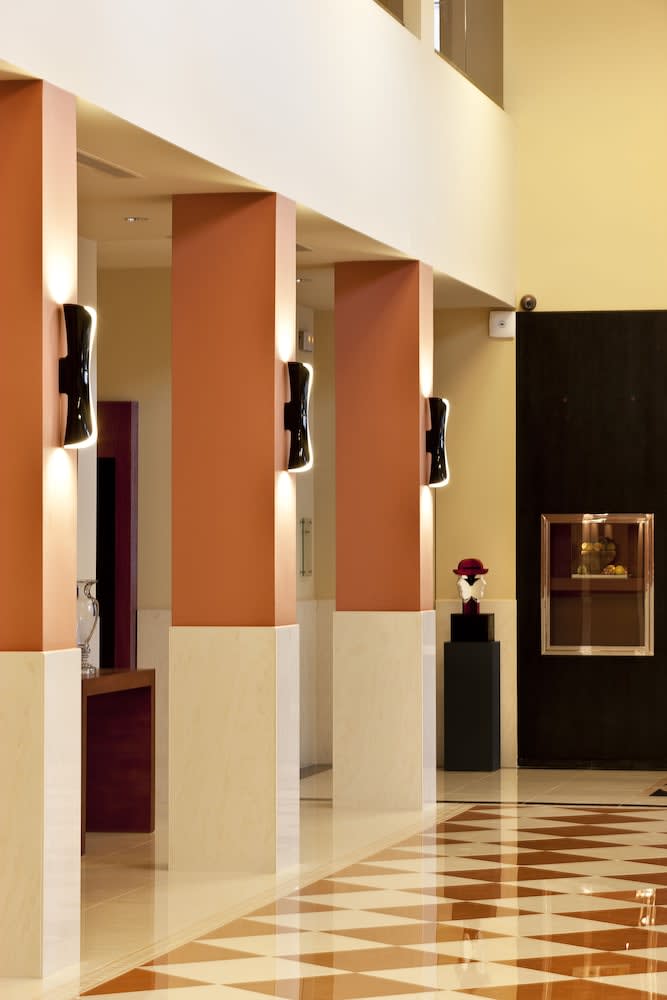 Apollonion Asterias Resort and Spa 4