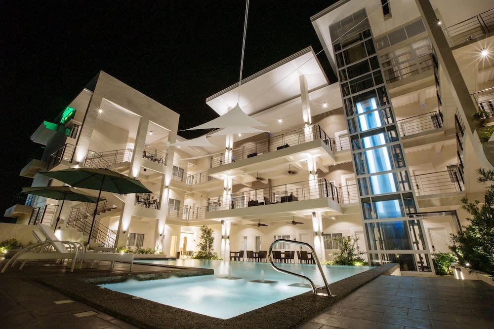 Rovira Suites 1