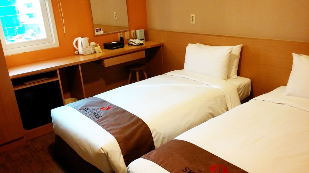 Hotel Skypark Myeongdong 3 5