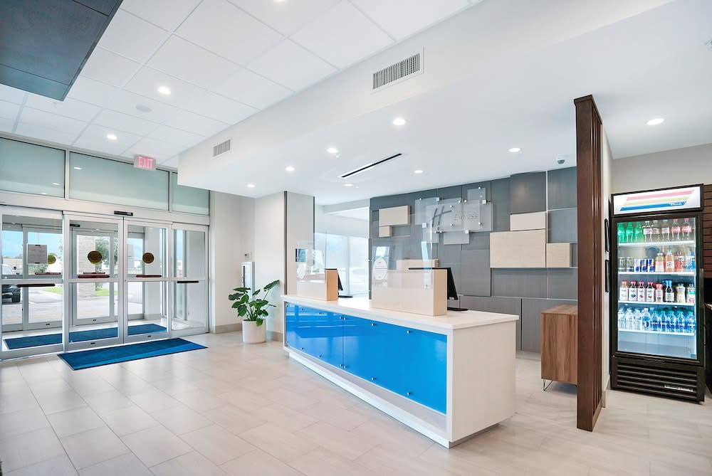Holiday Inn Express JACKSONVILLE SOUTH BARTRAM PRK by IHG 2