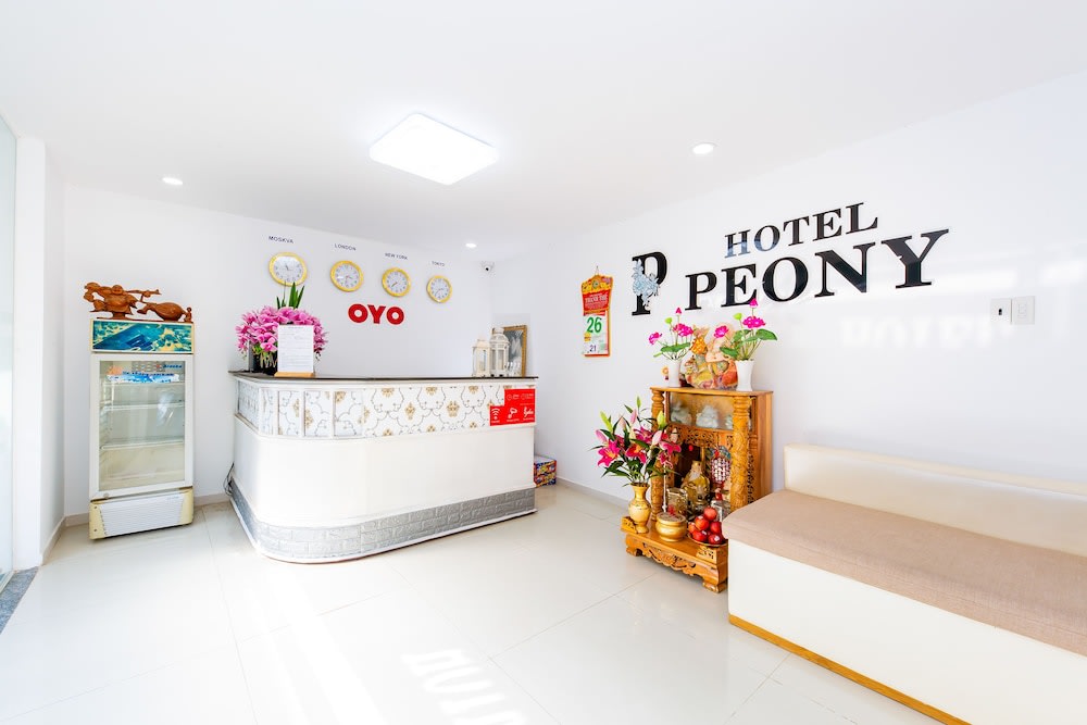Super OYO 598 Peony Hotel 2