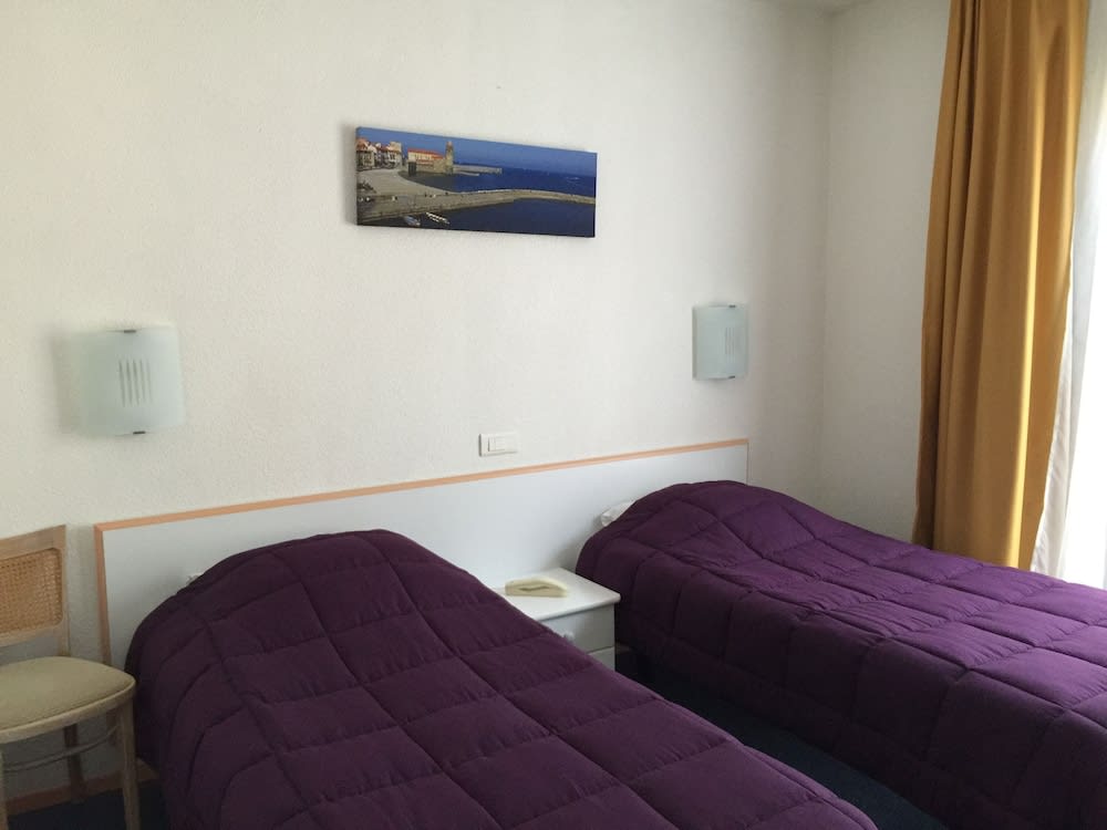 The Originals City, Relax'Otel, Le Barcarès 3