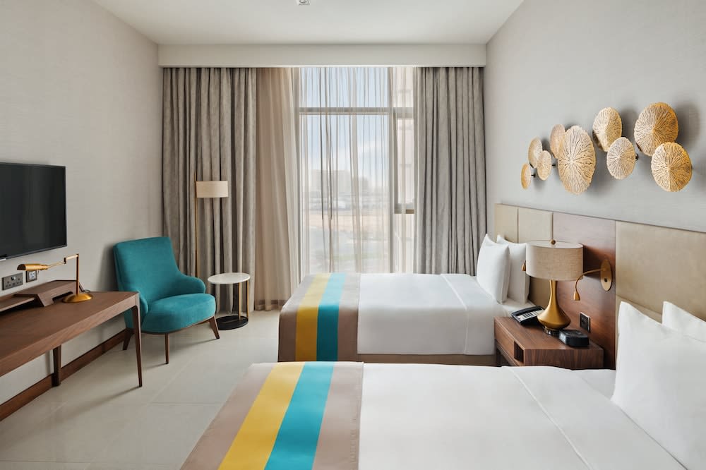 Holiday Inn DUBAI AL-MAKTOUM AIRPORT by IHG 2