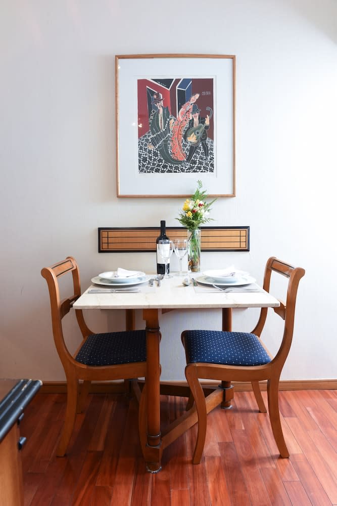 Argenta Tower Hotel & Suites 4