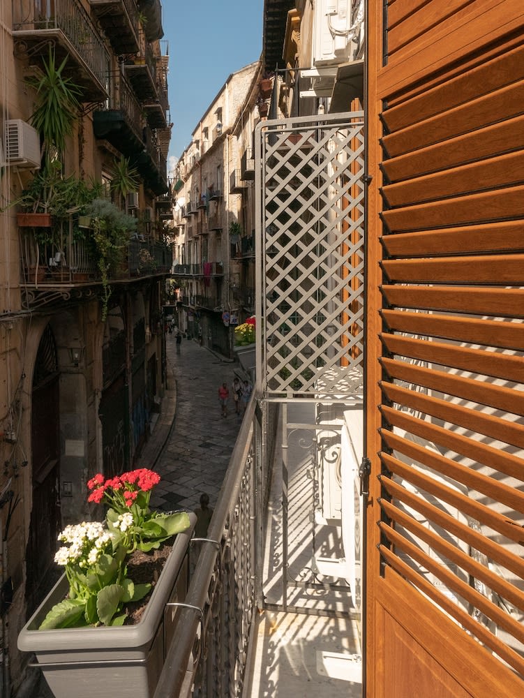 San Francesco Rooms and Apartment with Terrace in Palermo Locazione Turistica 1