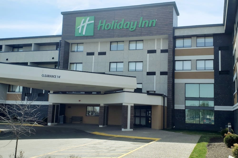 Holiday Inn INDIANAPOLIS - AIRPORT AREA N by IHG 1