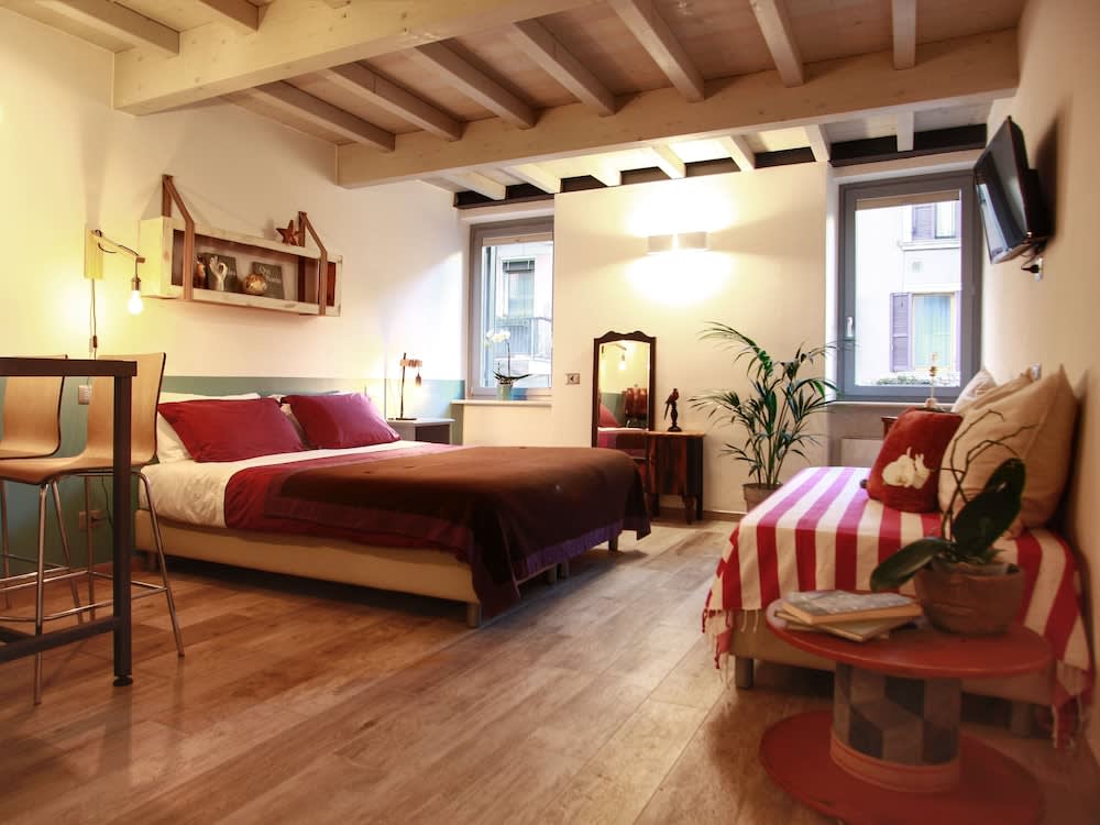 Santa Marta Rooms&Studios 1