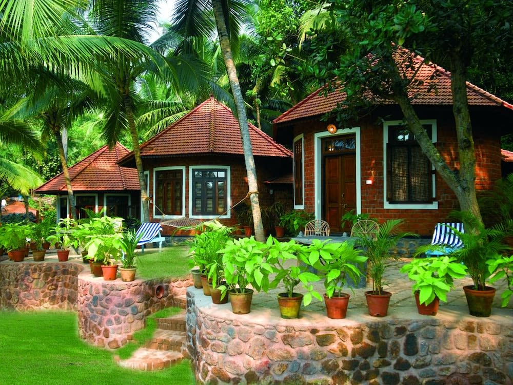 Soma Manaltheeram Ayurveda BeachVillage 1