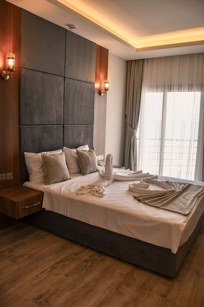 Mimoza Beach Hotel 2