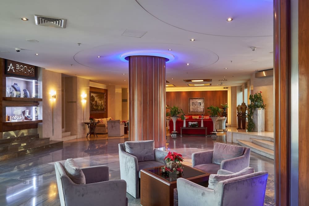 Coral Beach Hotel And Resort Beirut 2