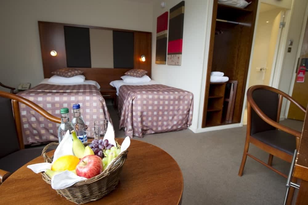 Normandy Hotel (Near Glasgow Airport), Renfrew Best deals