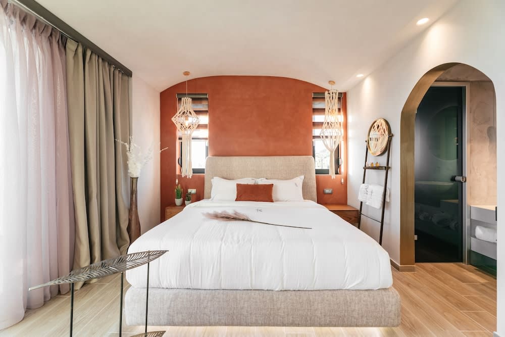 Cocooning Suites by Blue Carpet 2