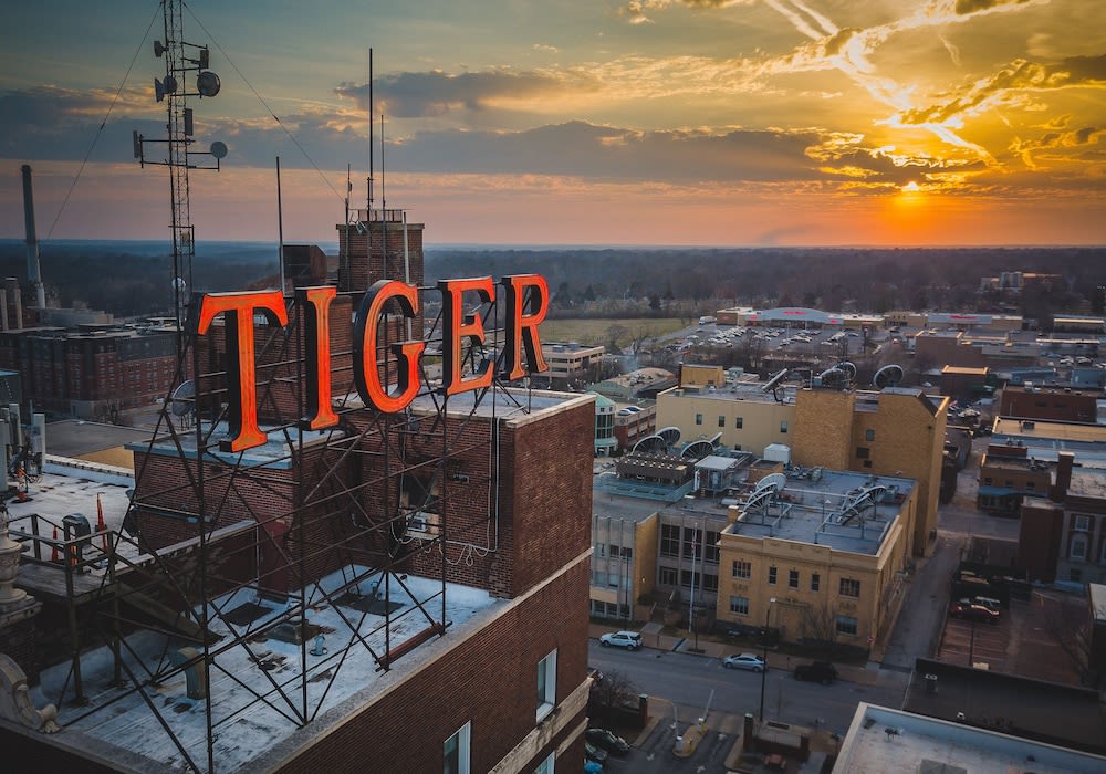 voco The Tiger Hotel, Columbia, MO by IHG 1