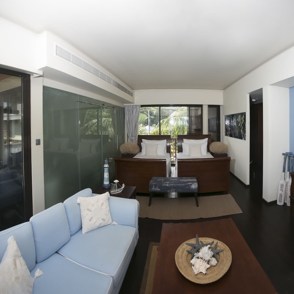 Dhevatara Beach Hotel 5