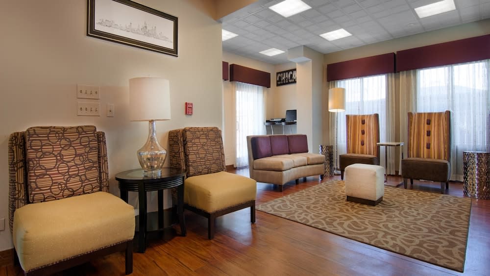 Best Western Plus O'hare International South Hotel 2
