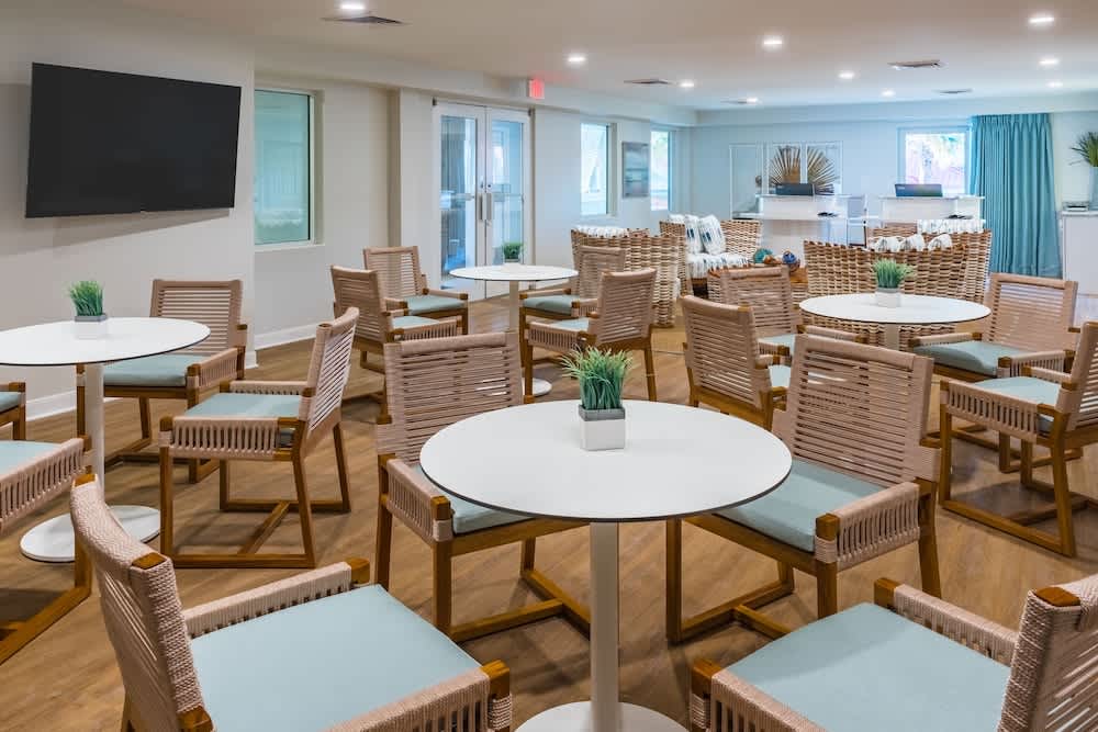 The Palms Oceanfront Hotel 2