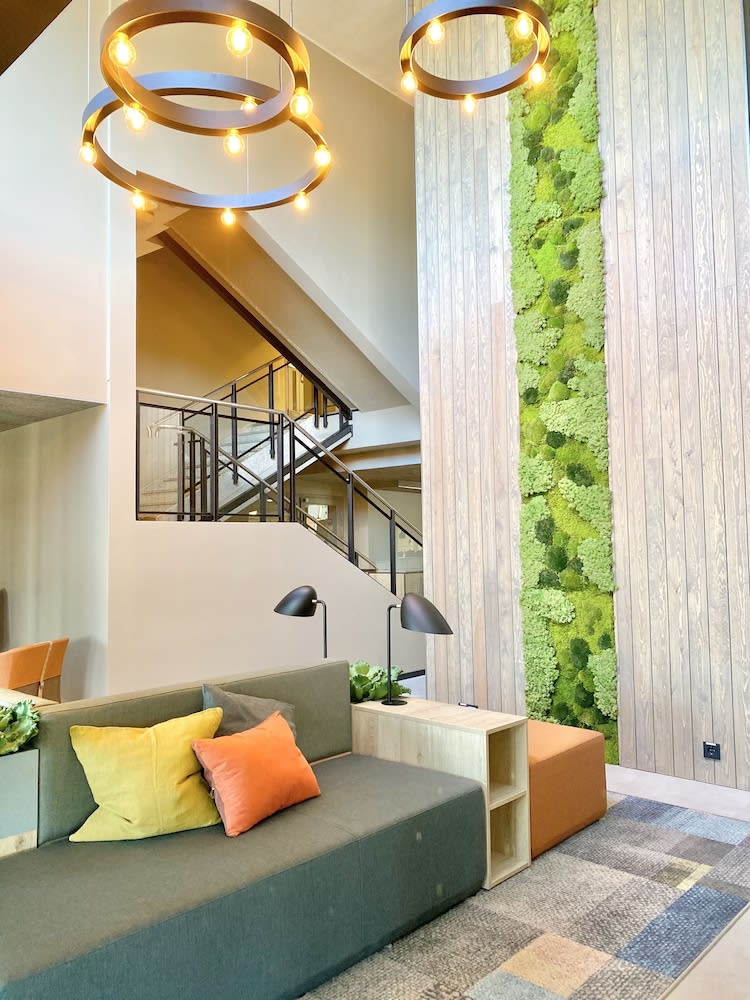 Pilot Airport Hotel 1