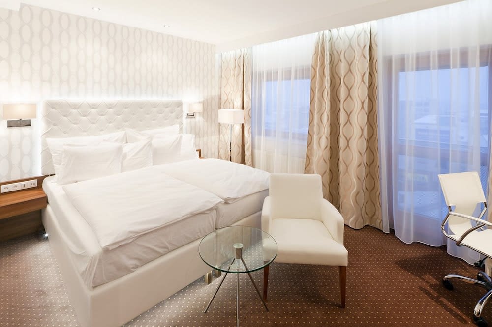 Pytloun City Boutique Self Check-in Hotel 5