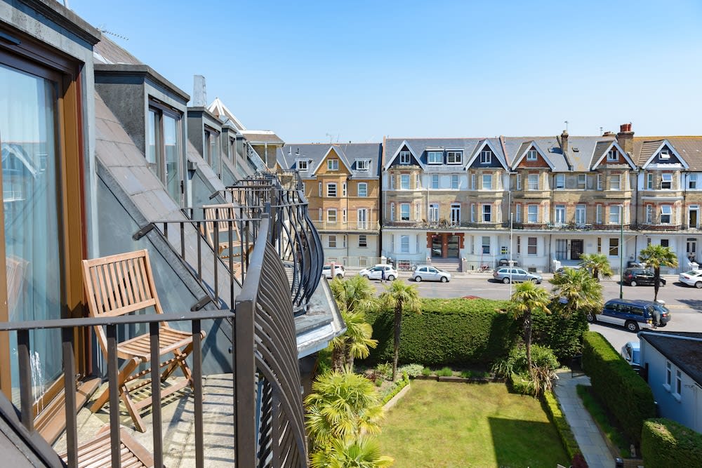 Best Western Plus The Connaught Hotel and Spa 5