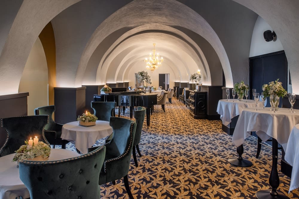 Hotel du Roi & Spa by SOWELL COLLECTION 4