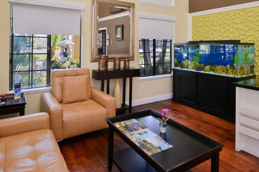 Best Western Palm Garden Inn 2