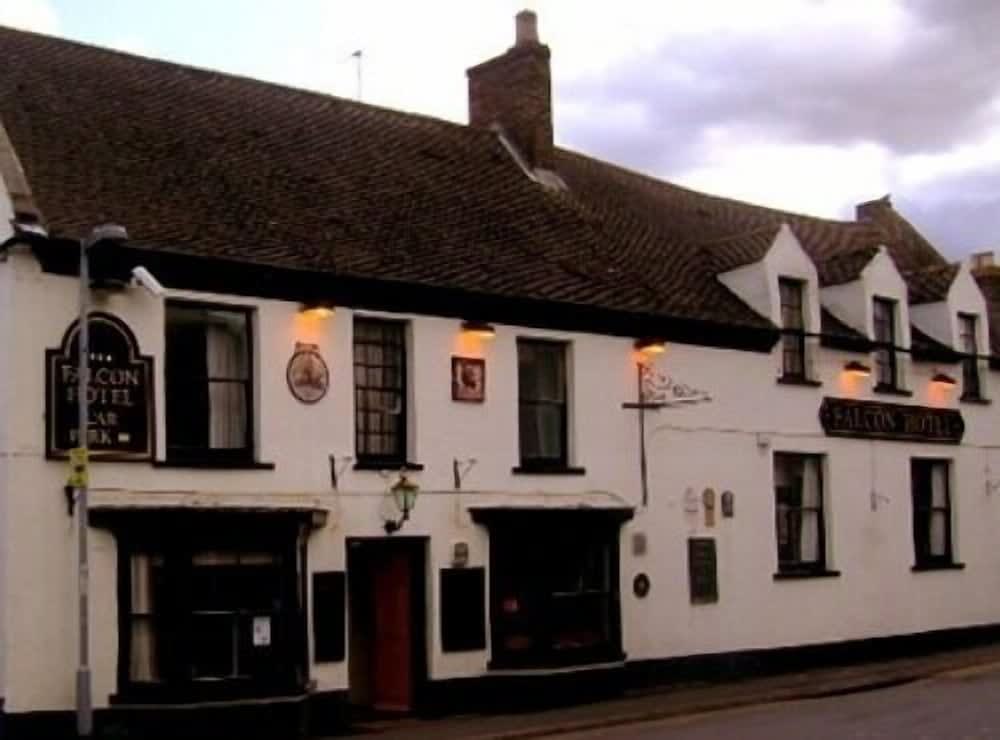 The Falcon Inn 1