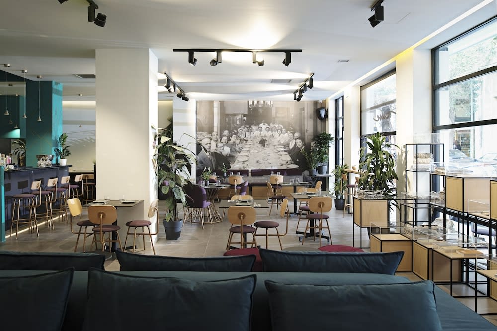 The Gem Society Hotel 2