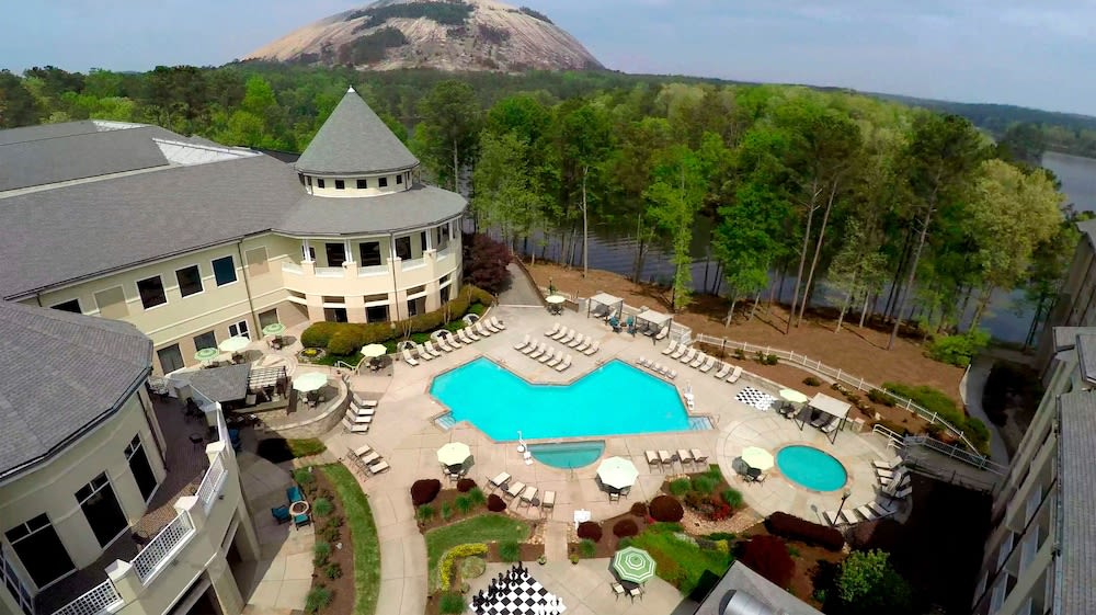 Atlanta Evergreen Lakeside Resort 1