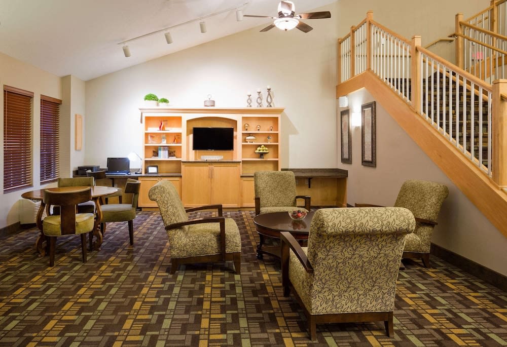 AmericInn by Wyndham Osage 2