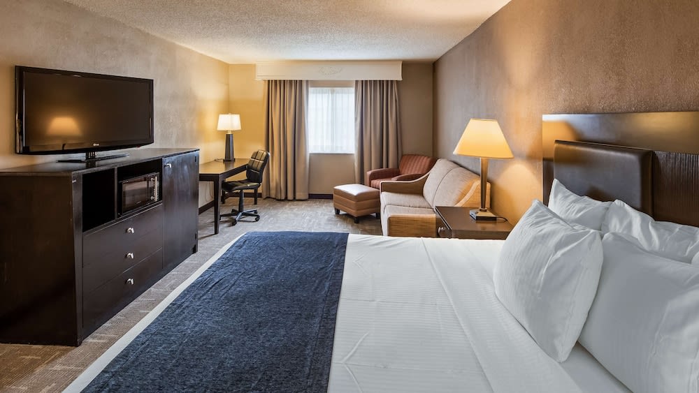 Best Western Greenfield Inn 5