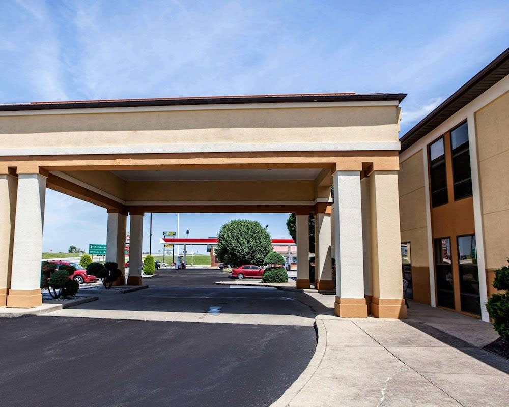 Quality Inn Arcola 1