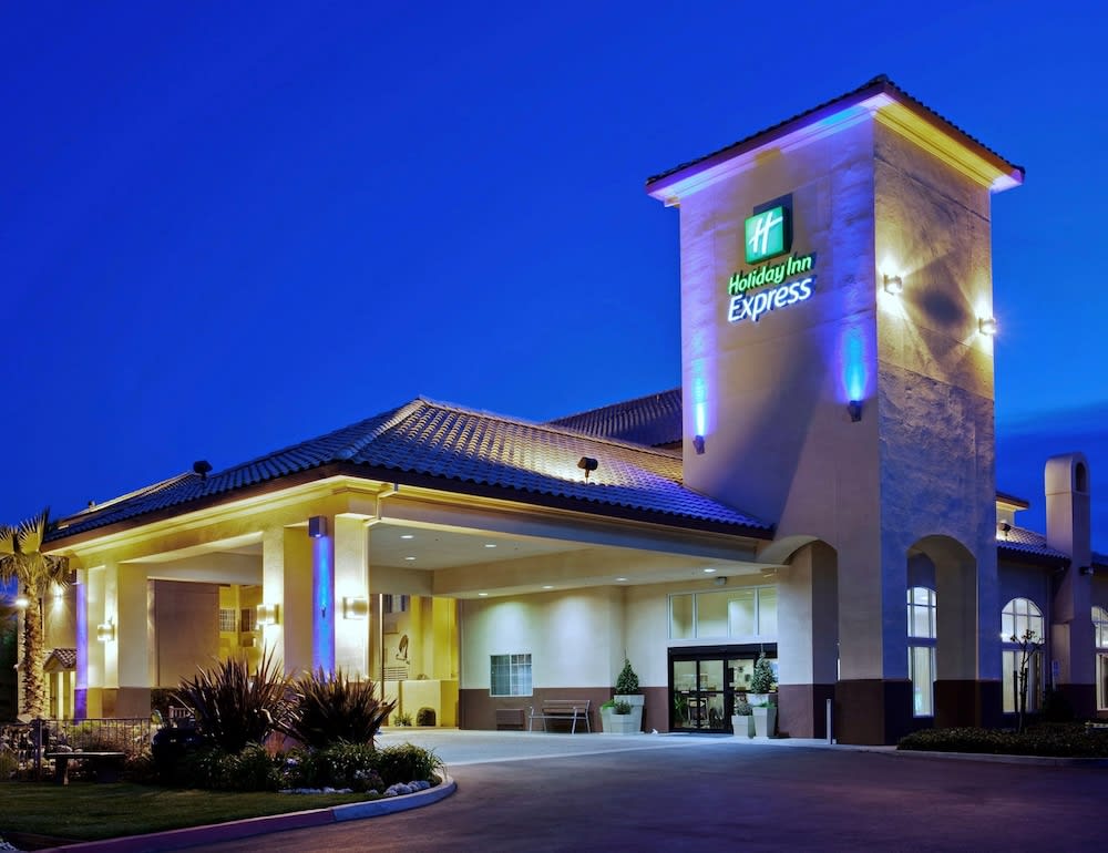 Holiday Inn Express MADERA-YOSEMITE PK AREA by IHG 1