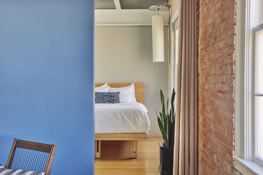 Canvas Hotel Dallas 2