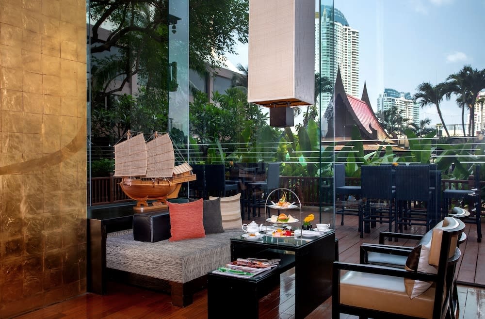 Ramada Plaza by Wyndham Bangkok Menam Riverside 2