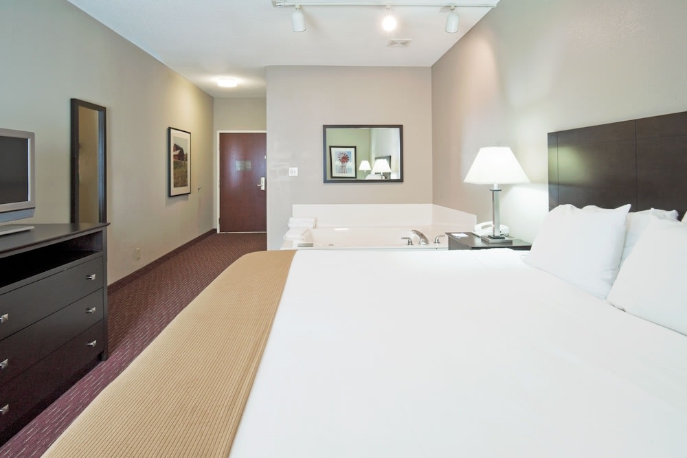 Holiday Inn Express New Haven by IHG 2