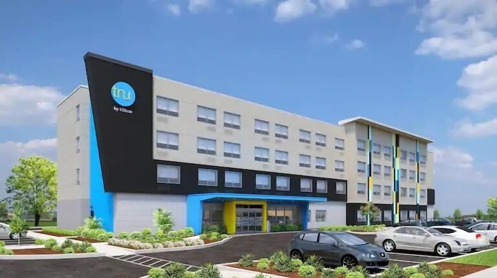 Tru by Hilton Perrysburg Toledo 1