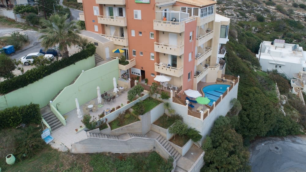 Eliza Apartments 1