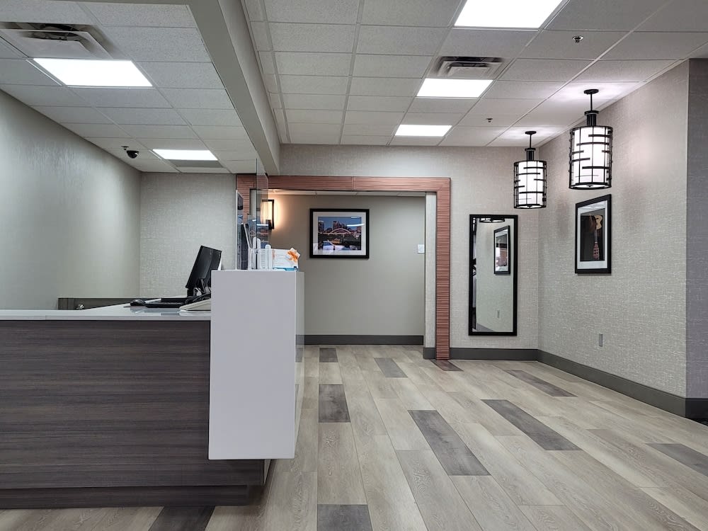Clarion Pointe Franklin - Nashville Area 2