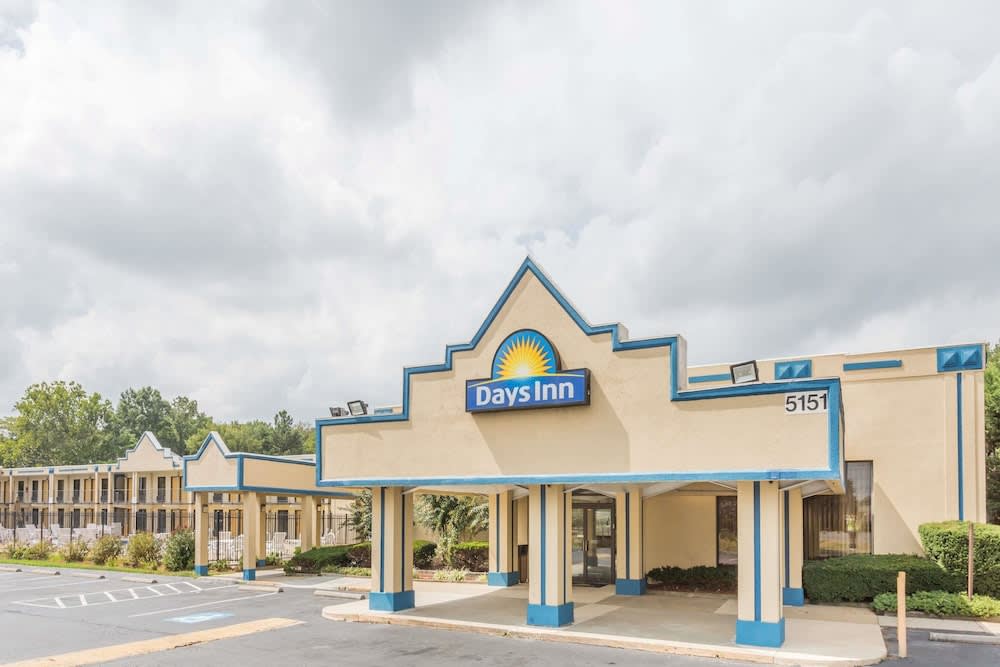 Days Inn by Wyndham Camp Springs Andrews AFB 1